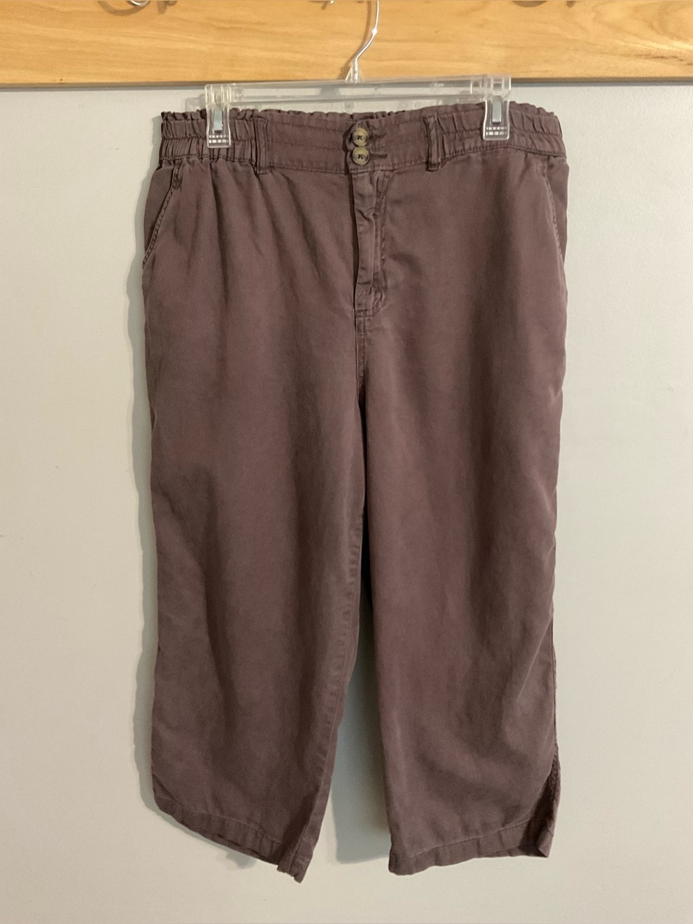 Maurices Elastic/Button Waist Cropped Chinos  - Medium